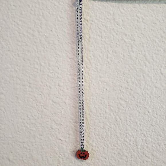 Silver adjustable pumpkin charm necklace - Picture 5 of 6